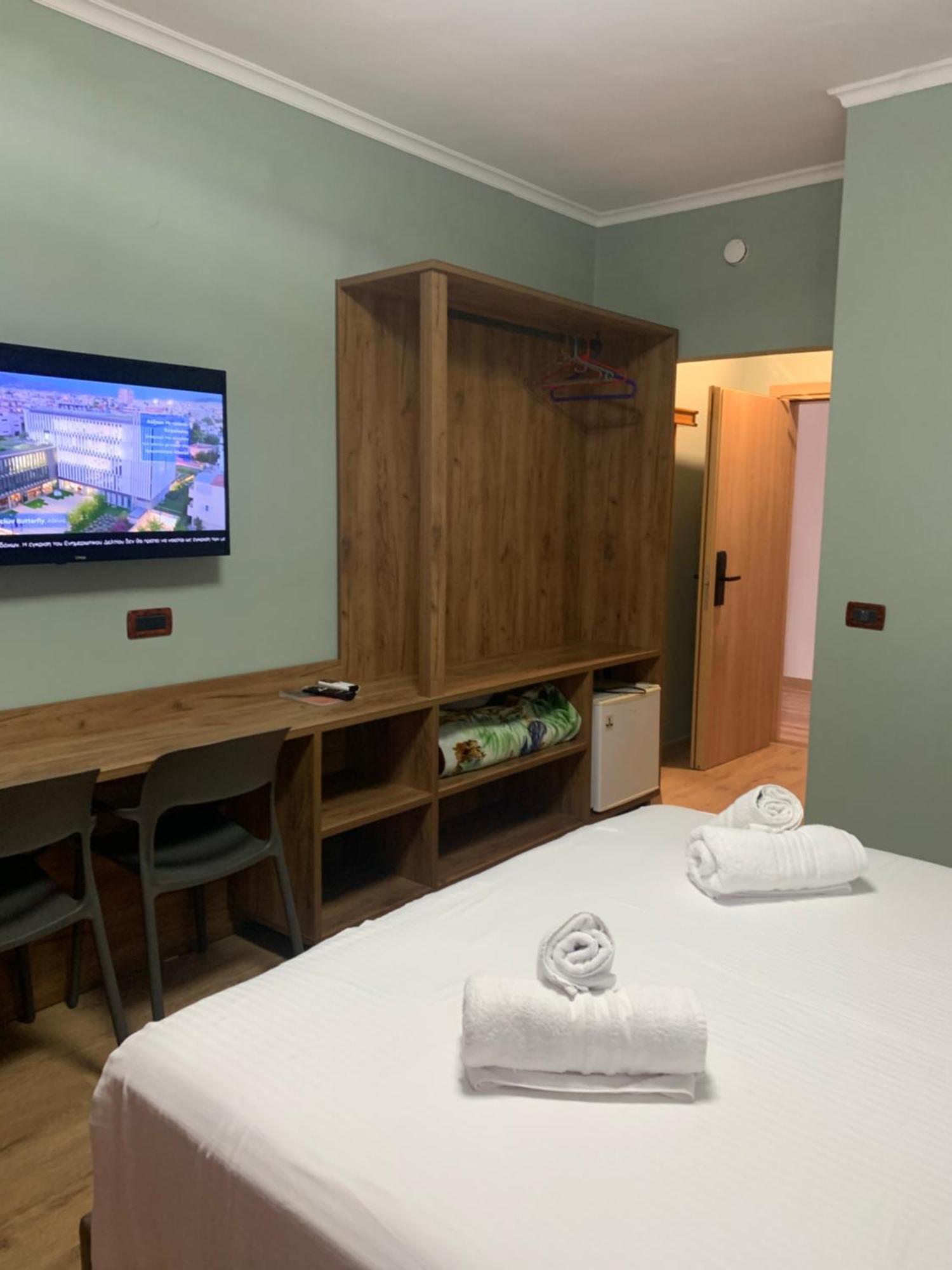 Hotel Dodona Sarande Luaran gambar
